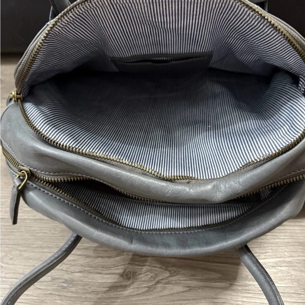 Modern Vintage Charcoal Leather Satchel - Picture 7 of 8